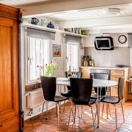 Reetdachhaus Inmitten Von Wiesen Und Feldern By Interhome Emmelsbüll-Horsbüll