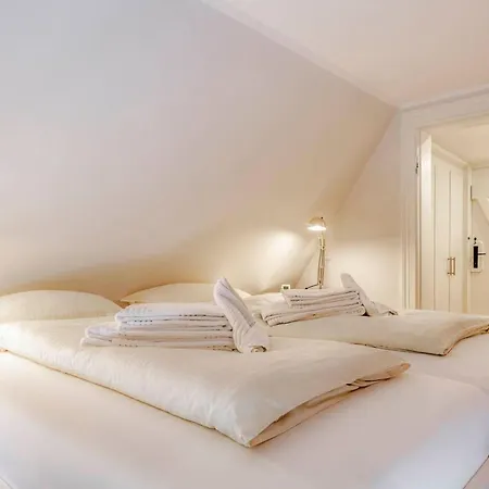 別荘 Reetdachhaus Inmitten Von Wiesen Und Feldern By Interhome Emmelsbüll-Horsbüll